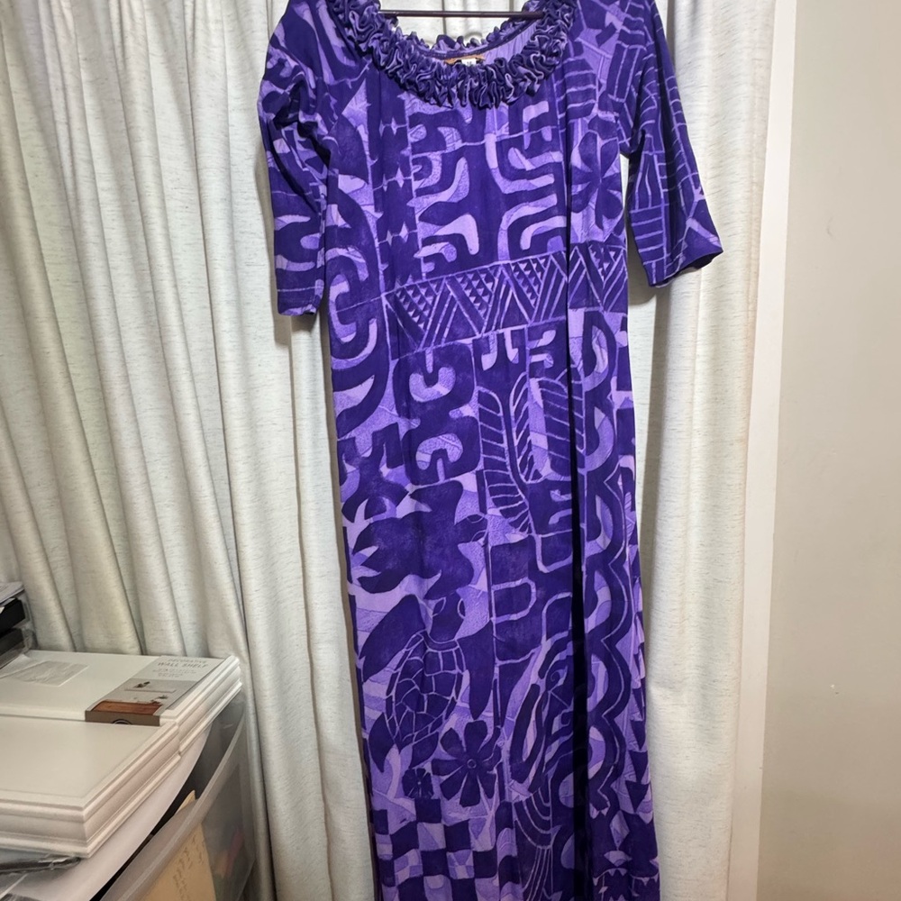 Tav Pacific, Pacifica Violet Patterned Long Sleeve Dress